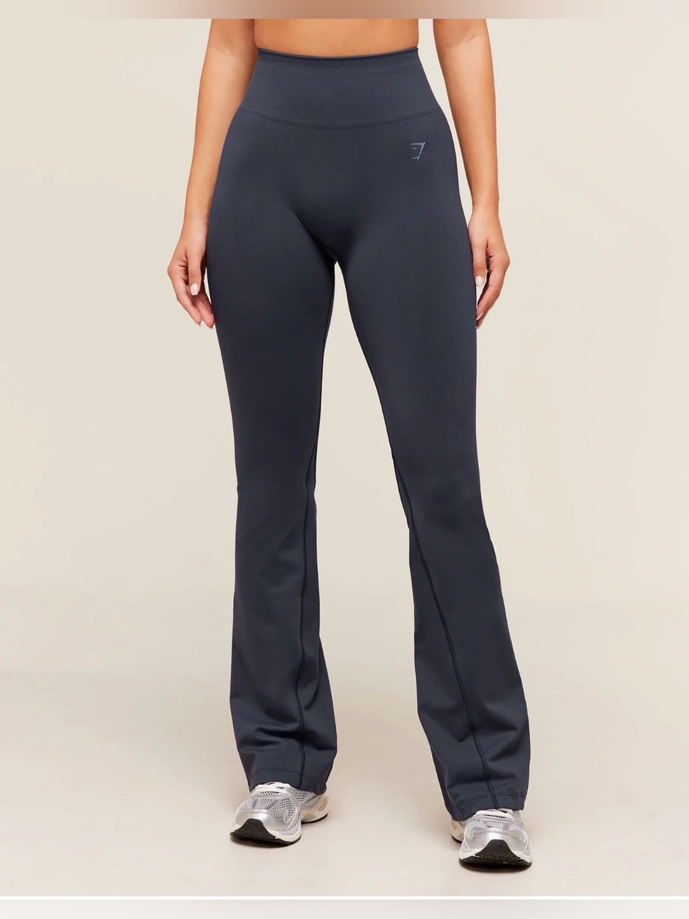 Gymshark Soft Sculpt Flared Leggings SZ M